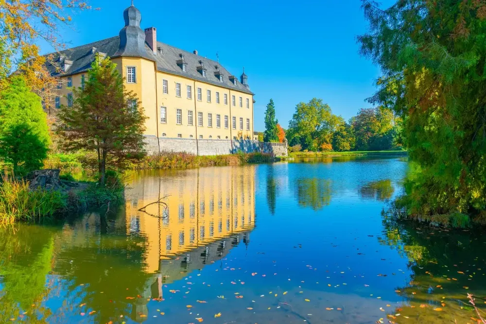 burgdamm, germany, dig, castle, palace, landscape, architecture, moated castle, museum, medieval architecture, reflection, palace garden, moat, landscaped garden