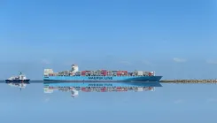 freighter, shipping, container ship, freight, ship, water transport, container, container freighter, hamburg, charge, elbe, merchandise trade, water, nature, trade, cargo ship